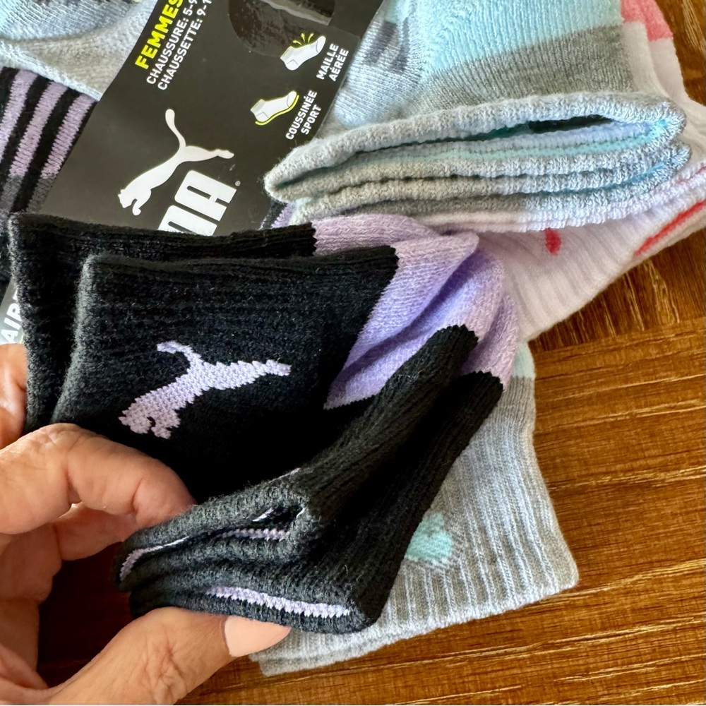 BUNDLE ME! 1 set of 6 pairs Puma athletic socks for women - Picture 4 of 7
